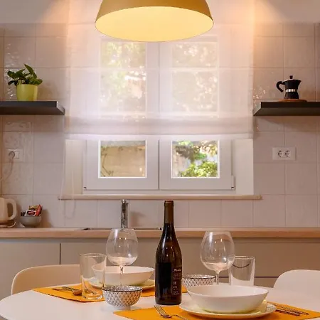 Apartman Blue And Split